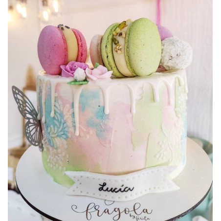 Drip Cake con Macarons